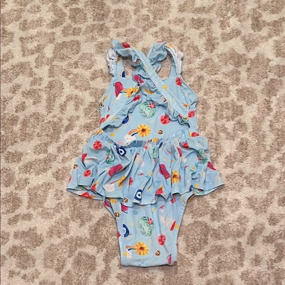 🩵Baby Blue Floral & Heart Bodysuit (12-18M) 🩵 - Picture 4 of 7